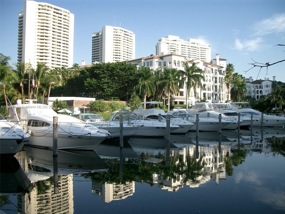 En Venta: $795,000 (2 camas, 2 baños, 1820 Pies cuadrados)