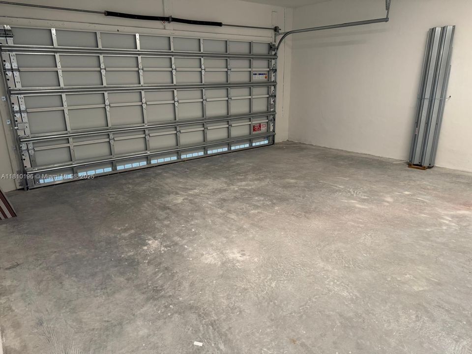 Recientemente alquilado: $4,200 (3 camas, 2 baños, 1854 Pies cuadrados)