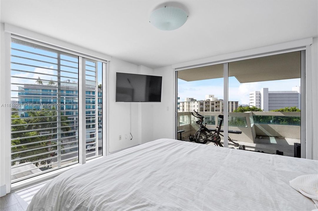 На продажу: $685,000 (2 спален, 2 ванн, 1150 Квадратных фут)