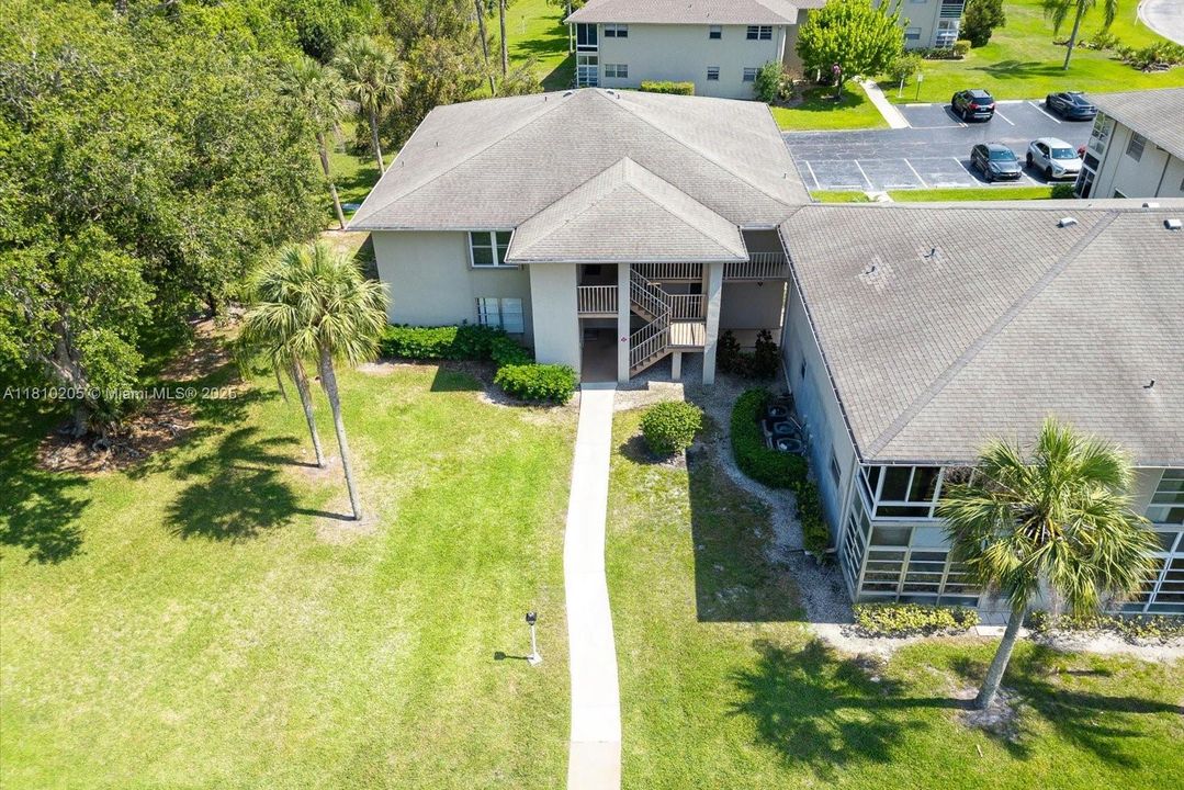 Activo con contrato: $159,000 (2 camas, 2 baños, 1170 Pies cuadrados)