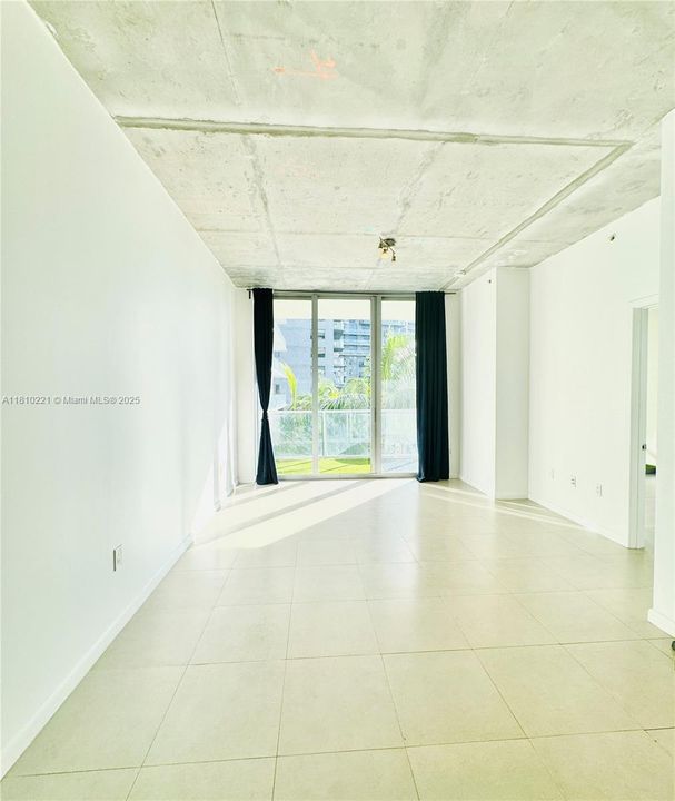 На продажу: $397,500 (1 спален, 1 ванн, 588 Квадратных фут)