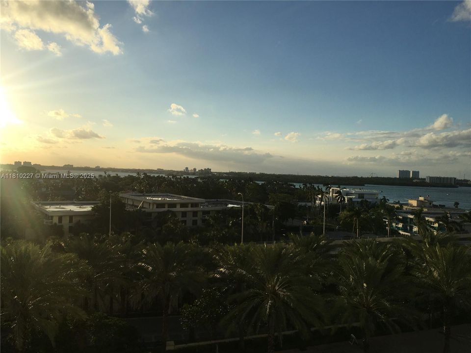 En Venta: $735,000 (1 camas, 1 baños, 896 Pies cuadrados)