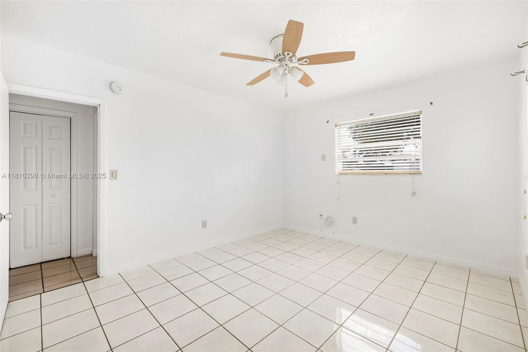 Recently Rented: $1,750 (1 beds, 1 baths, 0 Square Feet)