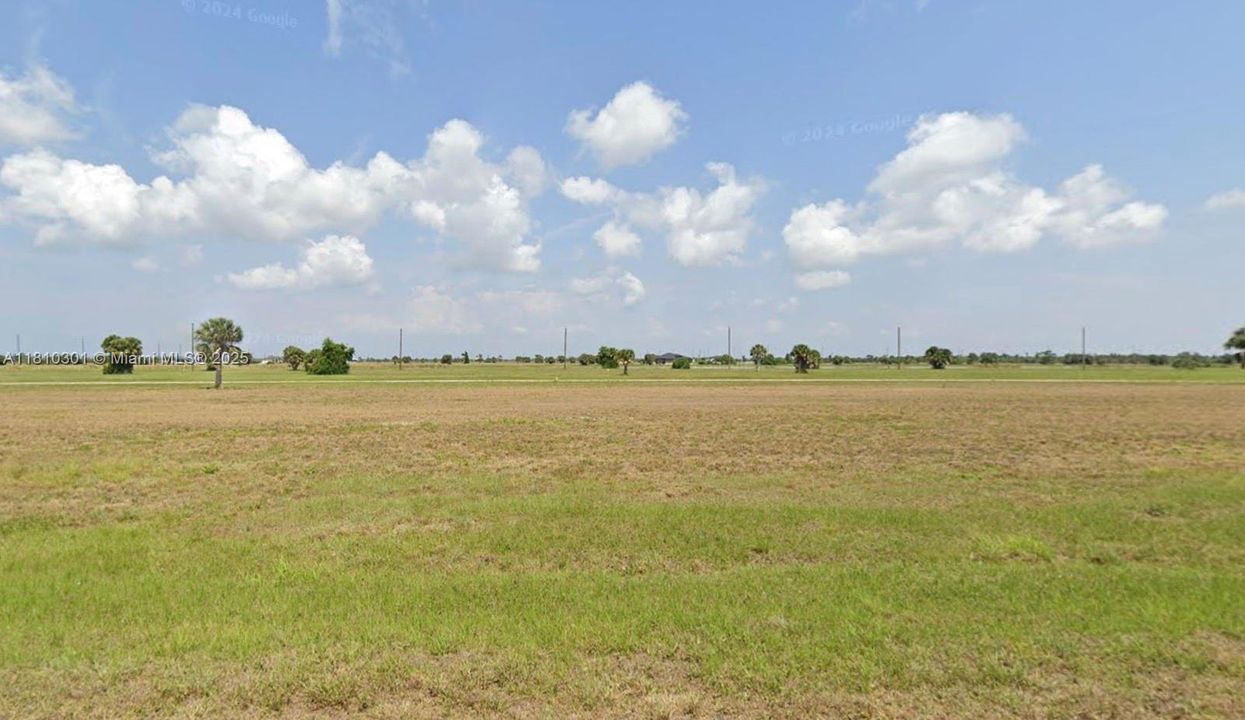 En Venta: $18,600 (0.17 acres)