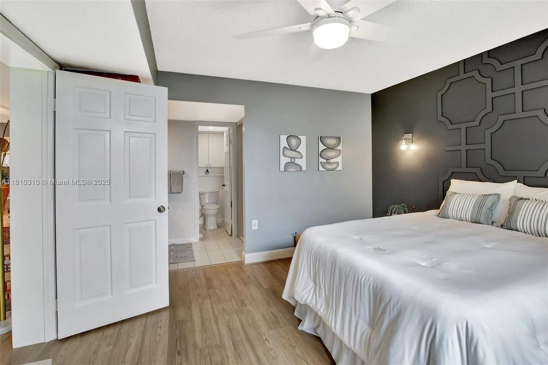 Недавно продано: $327,000 (2 спален, 2 ванн, 1385 Квадратных фут)