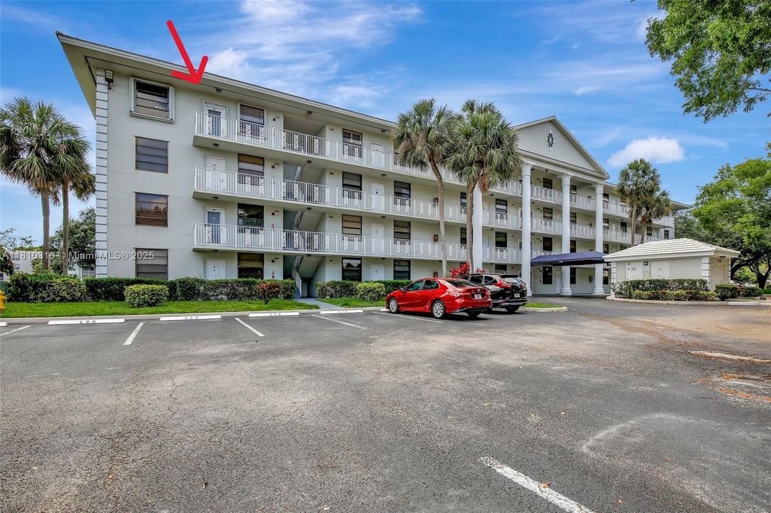 Недавно продано: $327,000 (2 спален, 2 ванн, 1385 Квадратных фут)