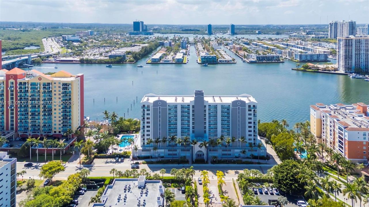 Recently Sold: $190,000 (1 beds, 1 baths, 546 Square Feet)