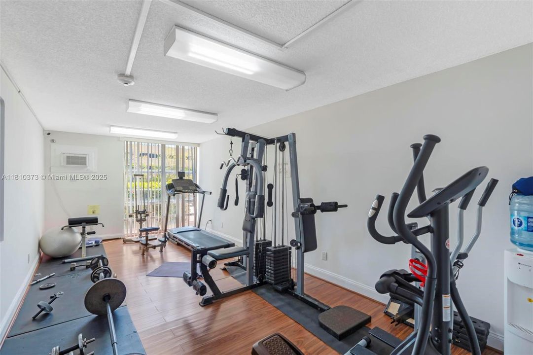 Recently Sold: $190,000 (1 beds, 1 baths, 546 Square Feet)