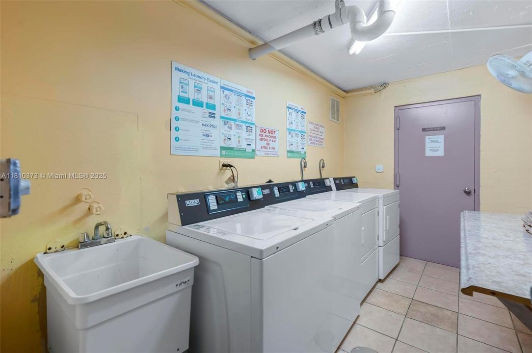 Recently Sold: $190,000 (1 beds, 1 baths, 546 Square Feet)