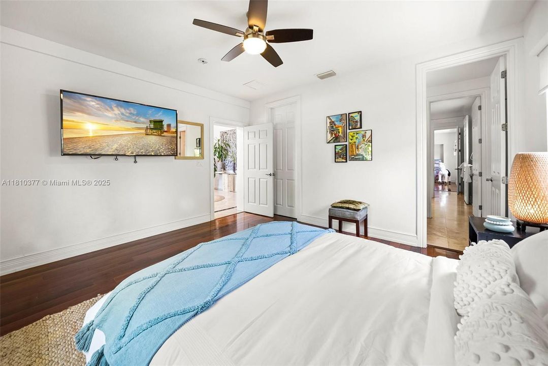 Active With Contract: $6,100,000 (4 beds, 3 baths, 4502 Square Feet)