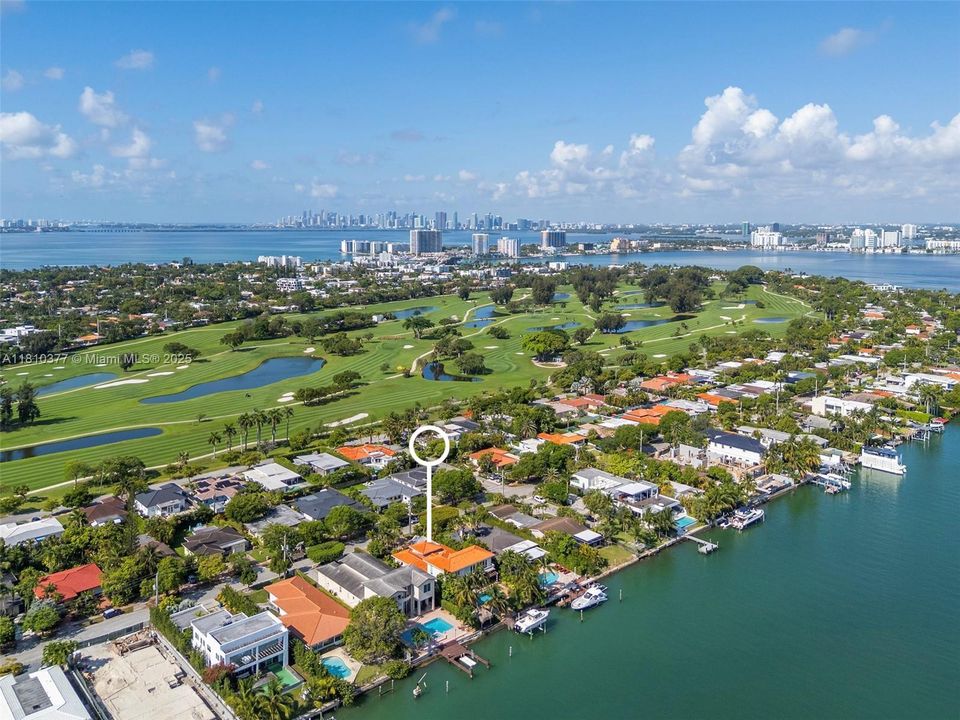 Active With Contract: $6,100,000 (4 beds, 3 baths, 4502 Square Feet)