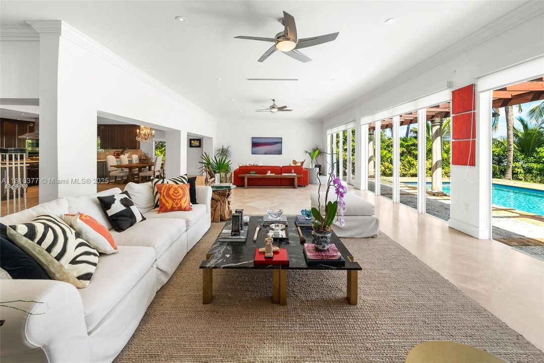 Active With Contract: $6,100,000 (4 beds, 3 baths, 4502 Square Feet)