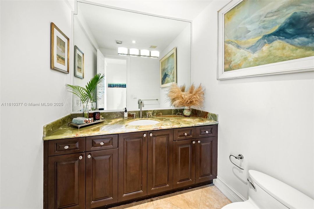 Active With Contract: $6,100,000 (4 beds, 3 baths, 4502 Square Feet)