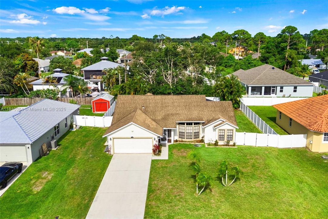 最近租的: $3,100 (3 贝兹, 2 浴室, 1662 平方英尺)