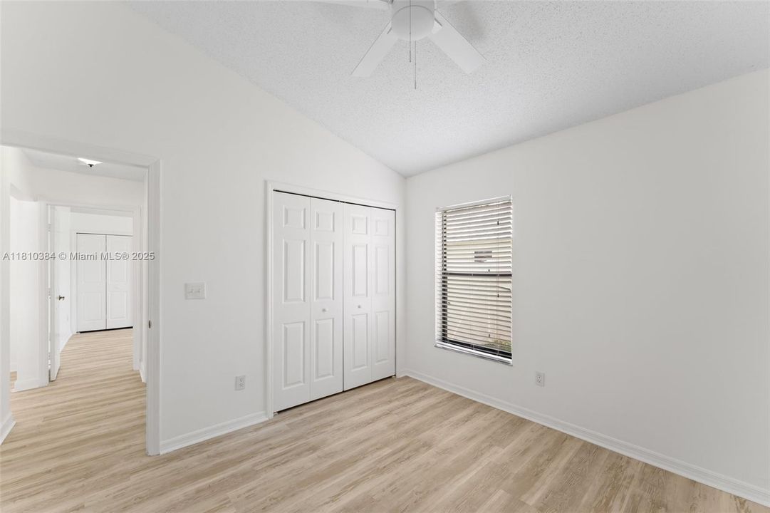 最近租的: $3,100 (3 贝兹, 2 浴室, 1662 平方英尺)