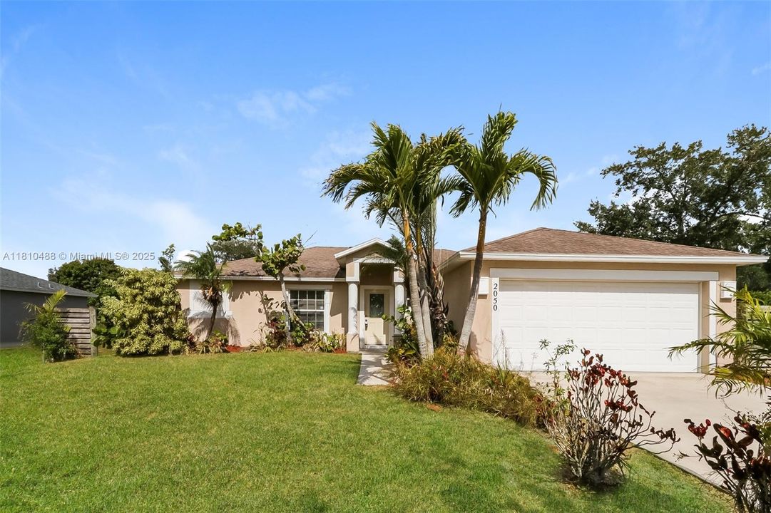 Recently Rented: $2,190 (3 beds, 2 baths, 1440 Square Feet)