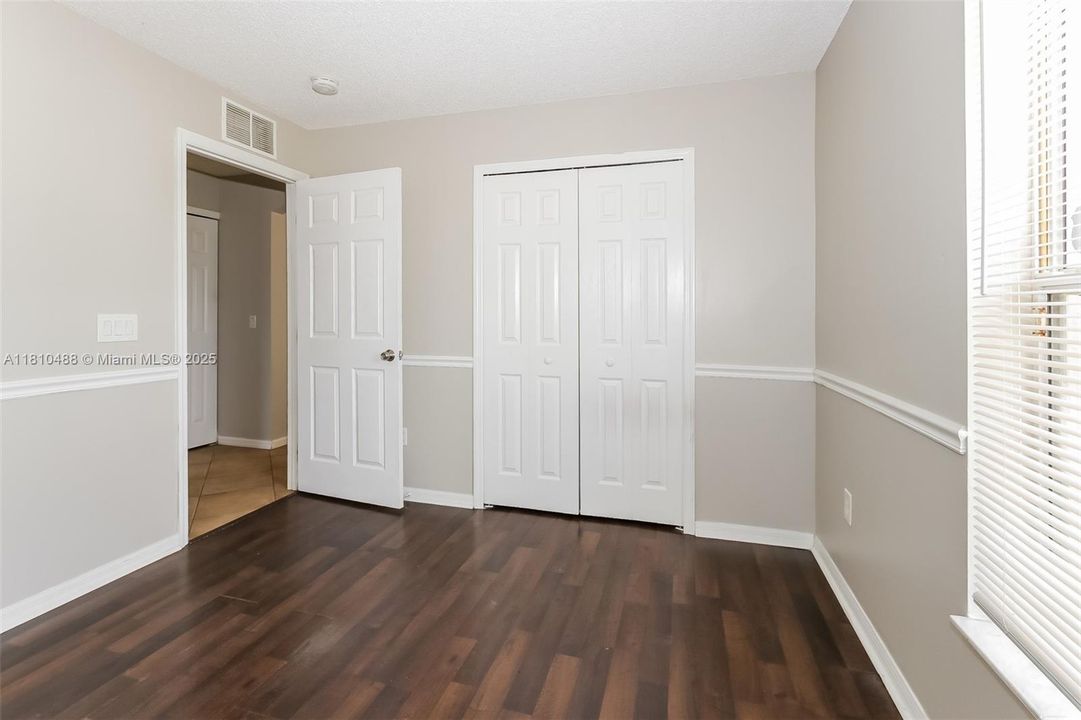 Recently Rented: $2,190 (3 beds, 2 baths, 1440 Square Feet)