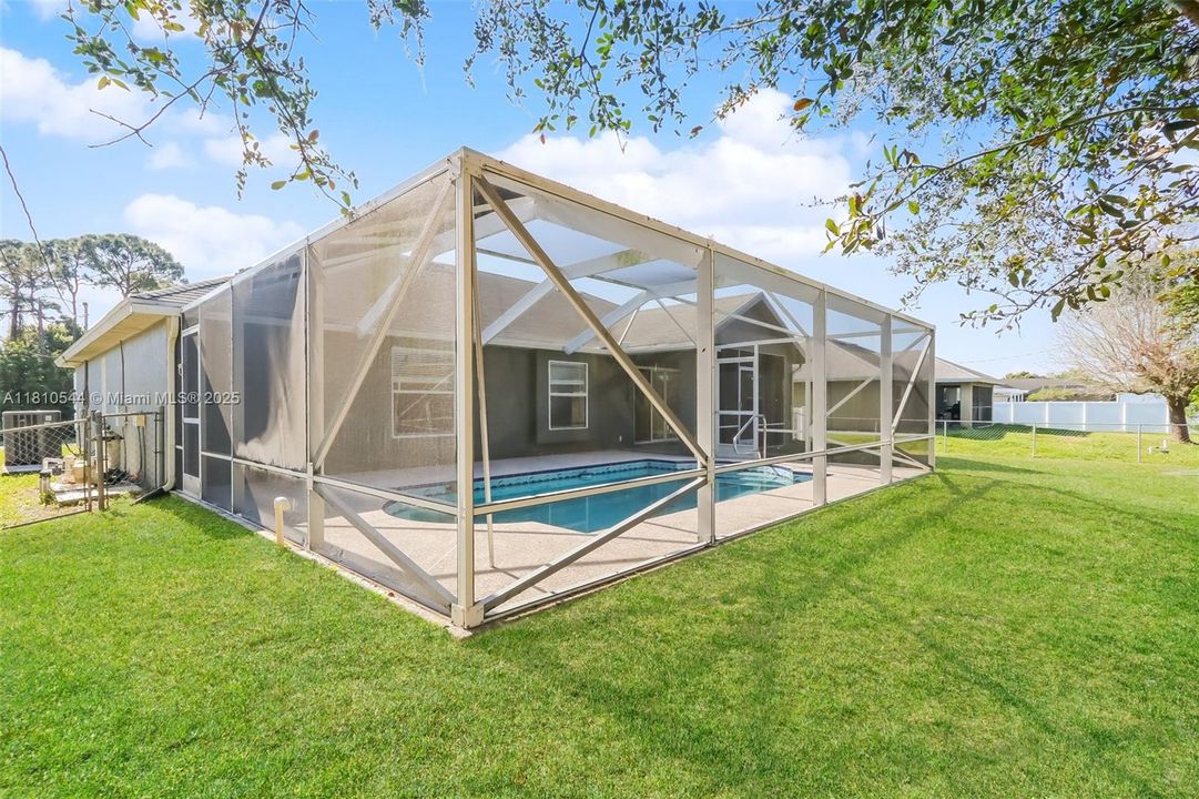 最近租的: $2,540 (3 贝兹, 2 浴室, 1800 平方英尺)