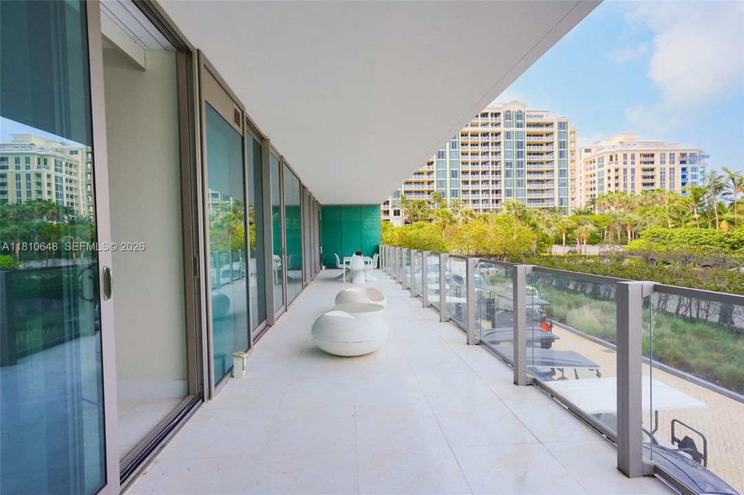 For Sale: $3,650,000 (2 beds, 3 baths, 1830 Square Feet)
