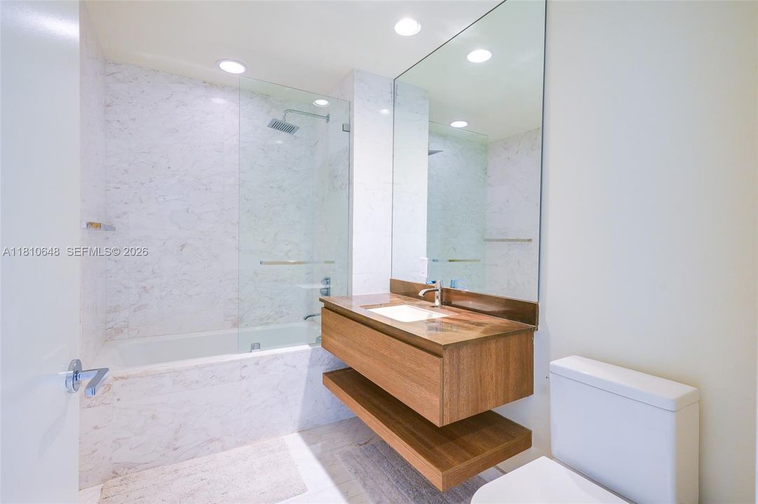For Sale: $3,650,000 (2 beds, 3 baths, 1830 Square Feet)