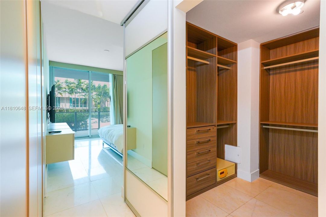 For Sale: $3,650,000 (2 beds, 3 baths, 1830 Square Feet)