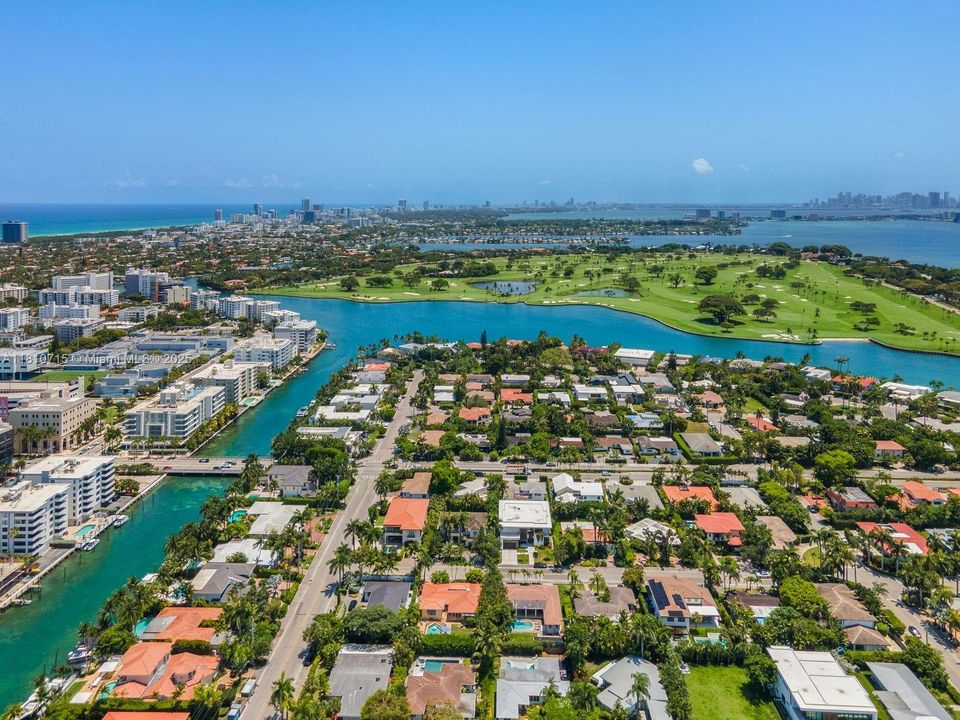 En Venta: $6,250,000 (4 camas, 4 baños, 3363 Pies cuadrados)