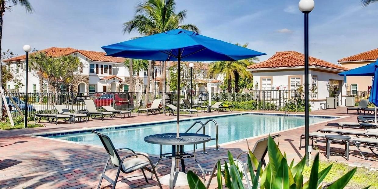 Recientemente alquilado: $2,800 (2 camas, 2 baños, 1422 Pies cuadrados)