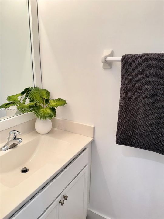 Recientemente alquilado: $2,800 (2 camas, 2 baños, 1422 Pies cuadrados)