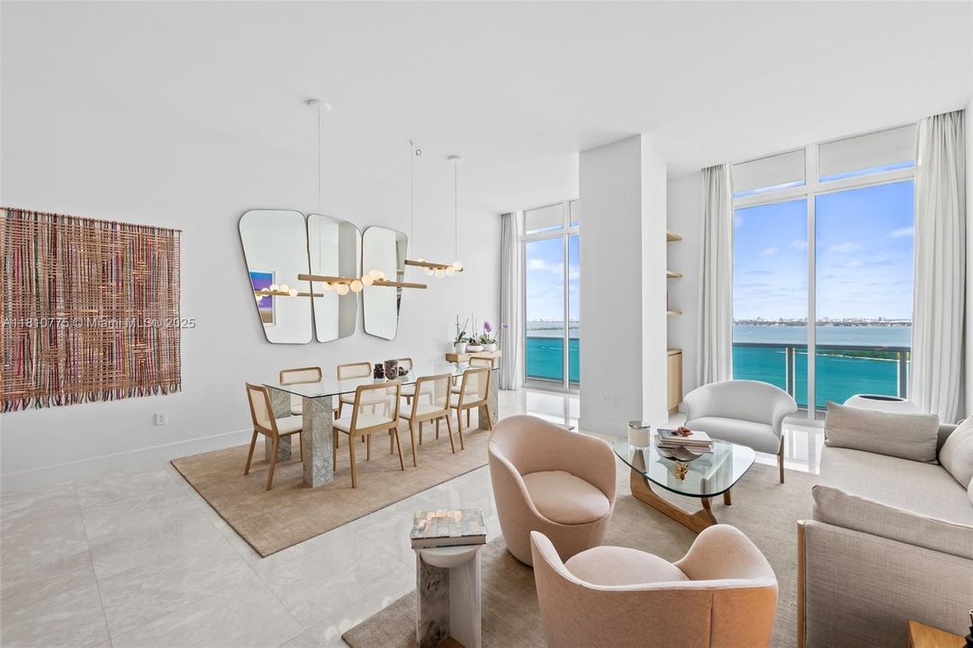 Active With Contract: $1,975,000 (3 beds, 2 baths, 1900 Square Feet)