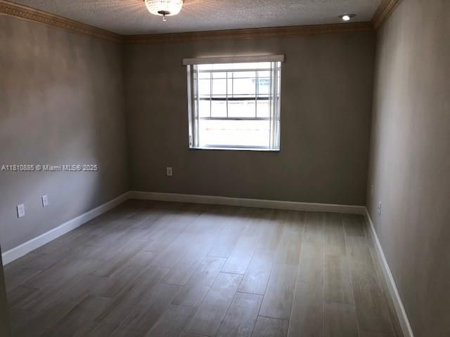 Недавно арендовано: $2,700 (2 спален, 2 ванн, 1070 Квадратных фут)