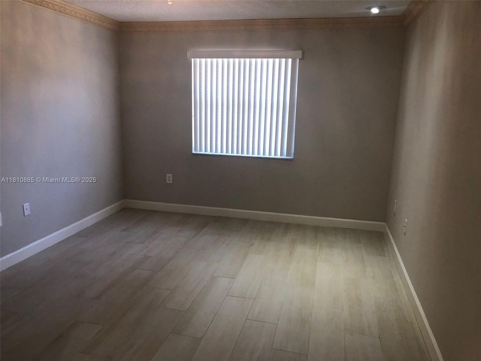 Недавно арендовано: $2,700 (2 спален, 2 ванн, 1070 Квадратных фут)