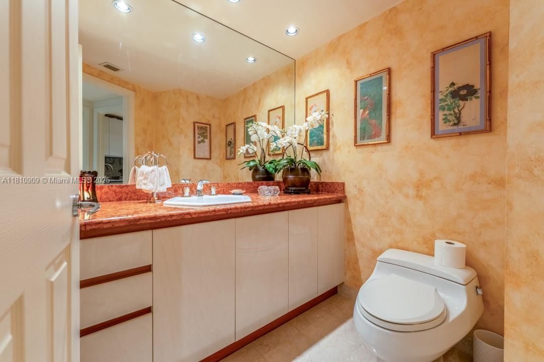 Powder Room