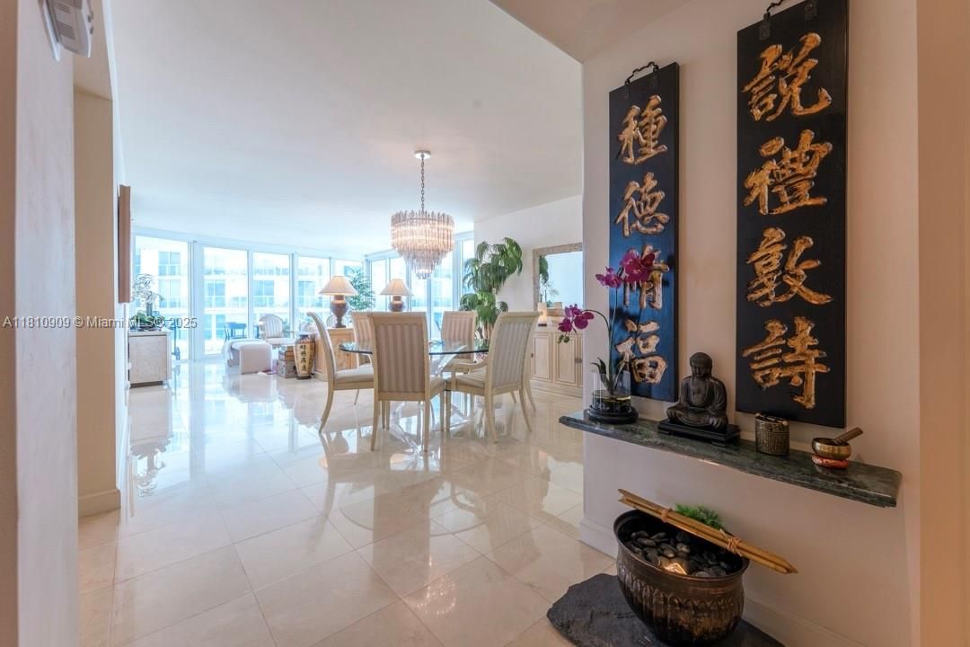 На продажу: $2,125,000 (2 спален, 2 ванн, 2070 Квадратных фут)