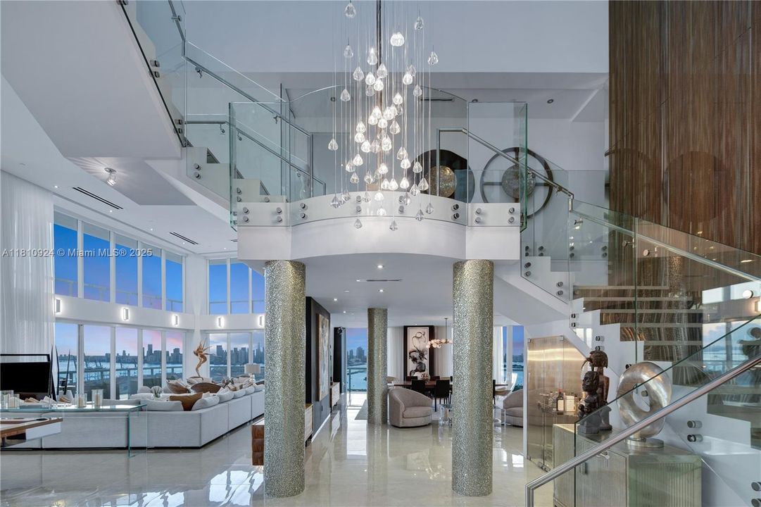 На продажу: $29,999,999 (7 спален, 7 ванн, 9039 Квадратных фут)