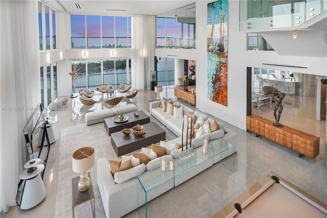 На продажу: $29,999,999 (7 спален, 7 ванн, 9039 Квадратных фут)