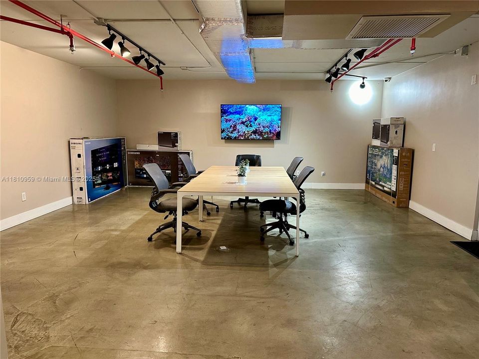 出租: $15,685 (0 贝兹, 0 浴室, 0 平方英尺)