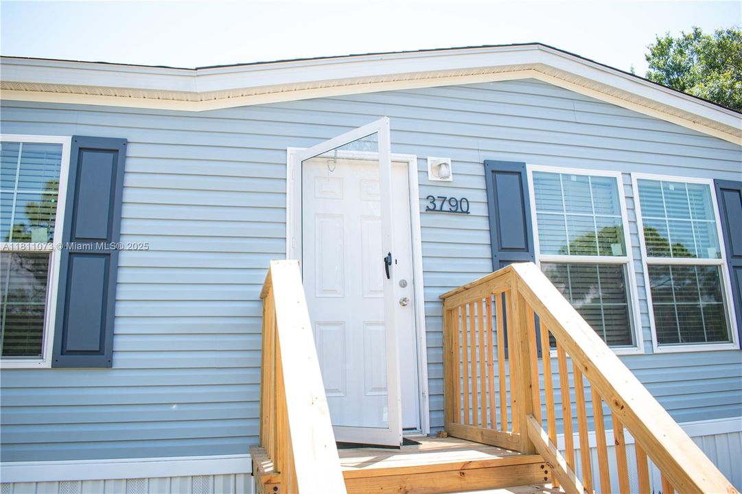 最近售出: $239,900 (3 贝兹, 2 浴室, 1494 平方英尺)