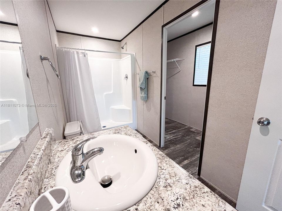 最近售出: $239,900 (3 贝兹, 2 浴室, 1494 平方英尺)