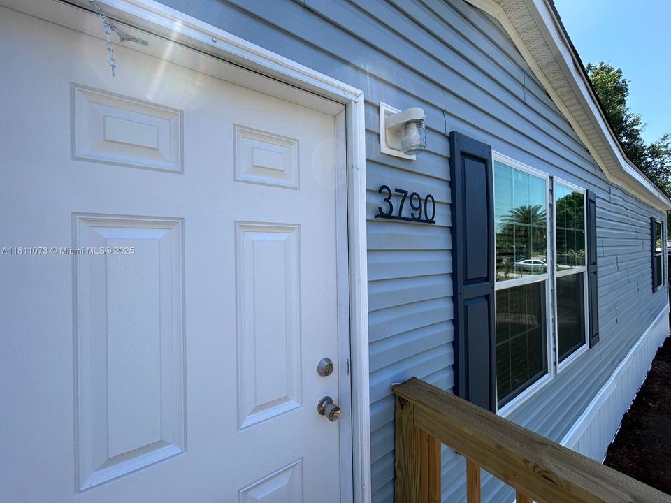 最近售出: $239,900 (3 贝兹, 2 浴室, 1494 平方英尺)