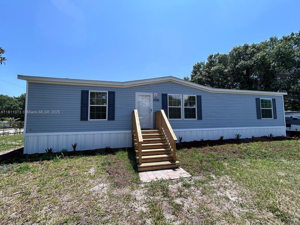 最近售出: $239,900 (3 贝兹, 2 浴室, 1494 平方英尺)