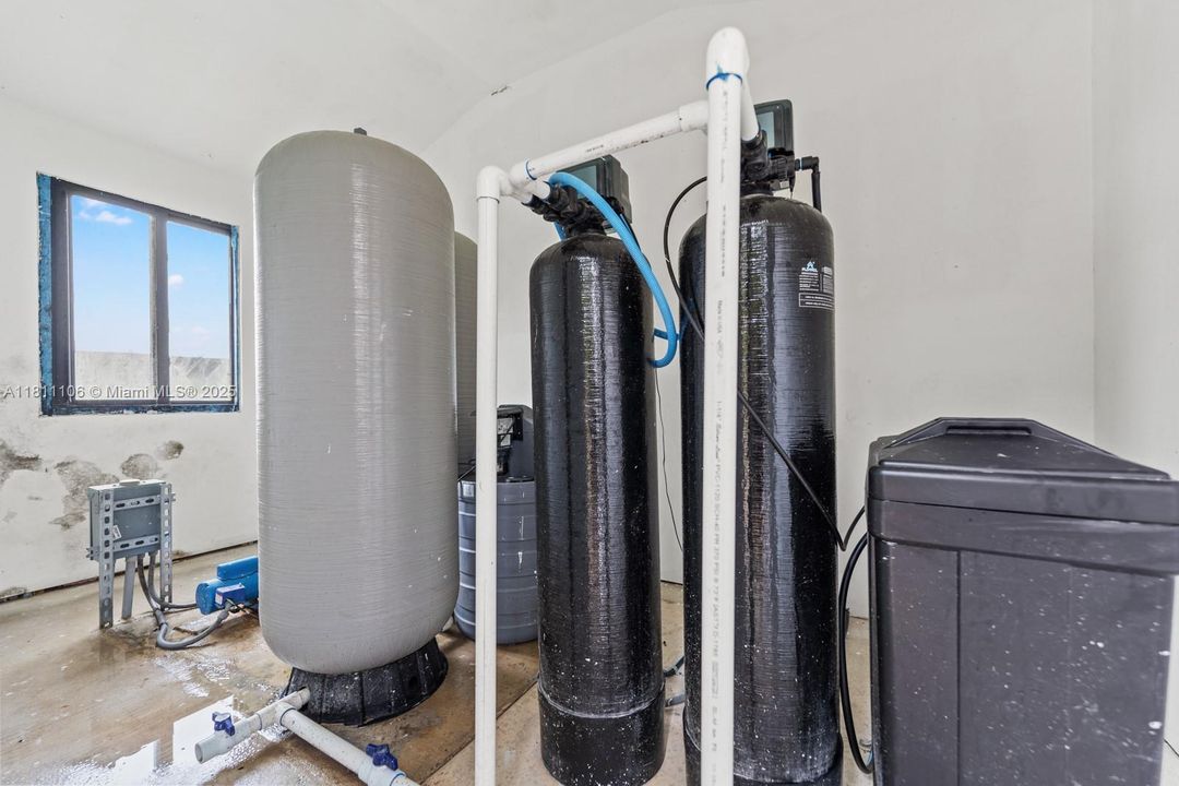 Vendido Recientemente: $2,250,000 (4 camas, 4 baños, 3123 Pies cuadrados)