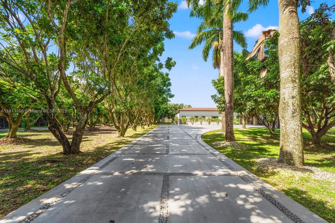 Vendido Recientemente: $2,250,000 (4 camas, 4 baños, 3123 Pies cuadrados)