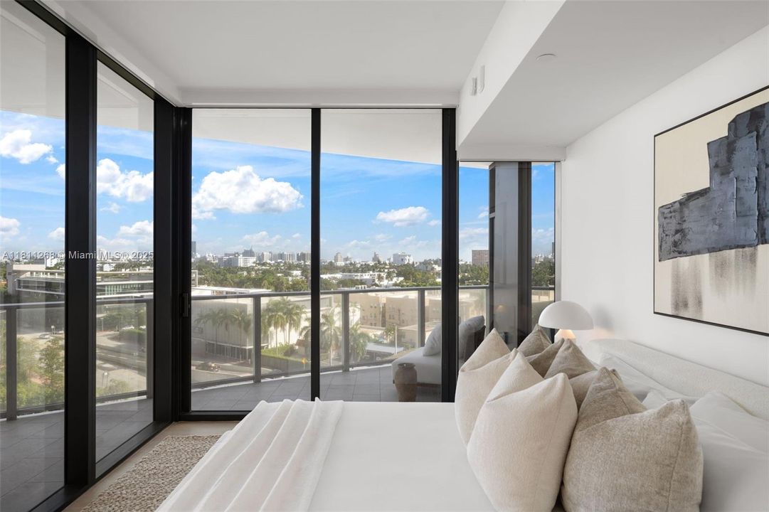 For Sale: $2,850,000 (2 beds, 2 baths, 1380 Square Feet)