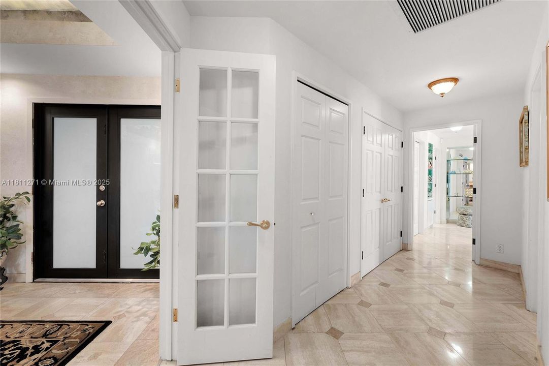 Active With Contract: $5,800,000 (4 beds, 3 baths, 3192 Square Feet)