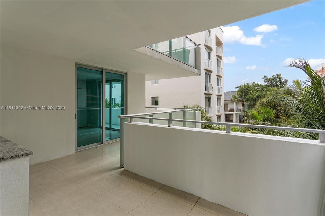 最近售出: $882,500 (3 贝兹, 2 浴室, 1304 平方英尺)