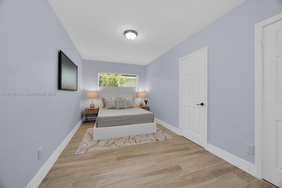 Vendido Recientemente: $1,950,000 (4 camas, 3 baños, 3020 Pies cuadrados)