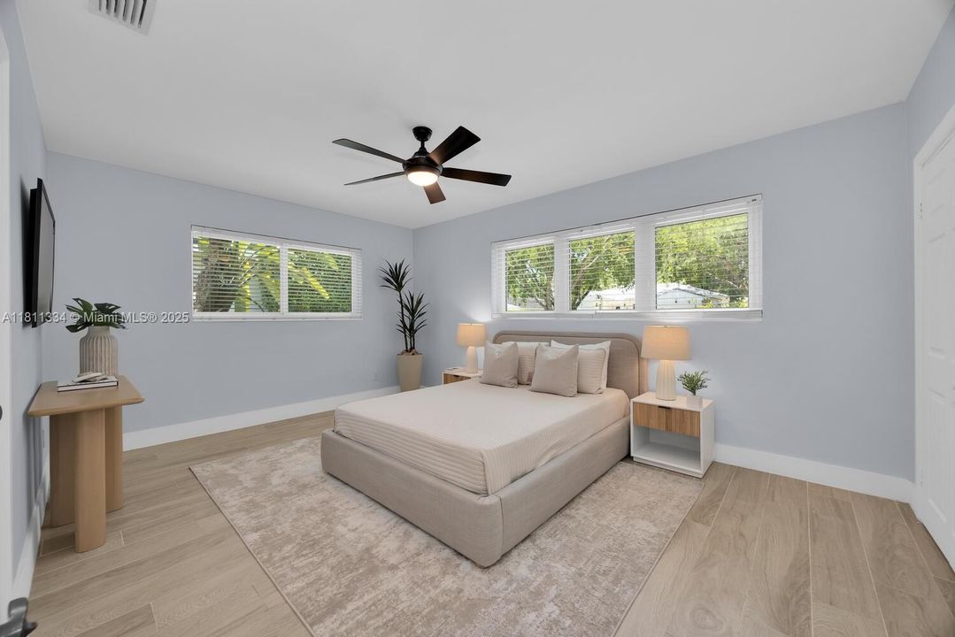 Vendido Recientemente: $1,950,000 (4 camas, 3 baños, 3020 Pies cuadrados)