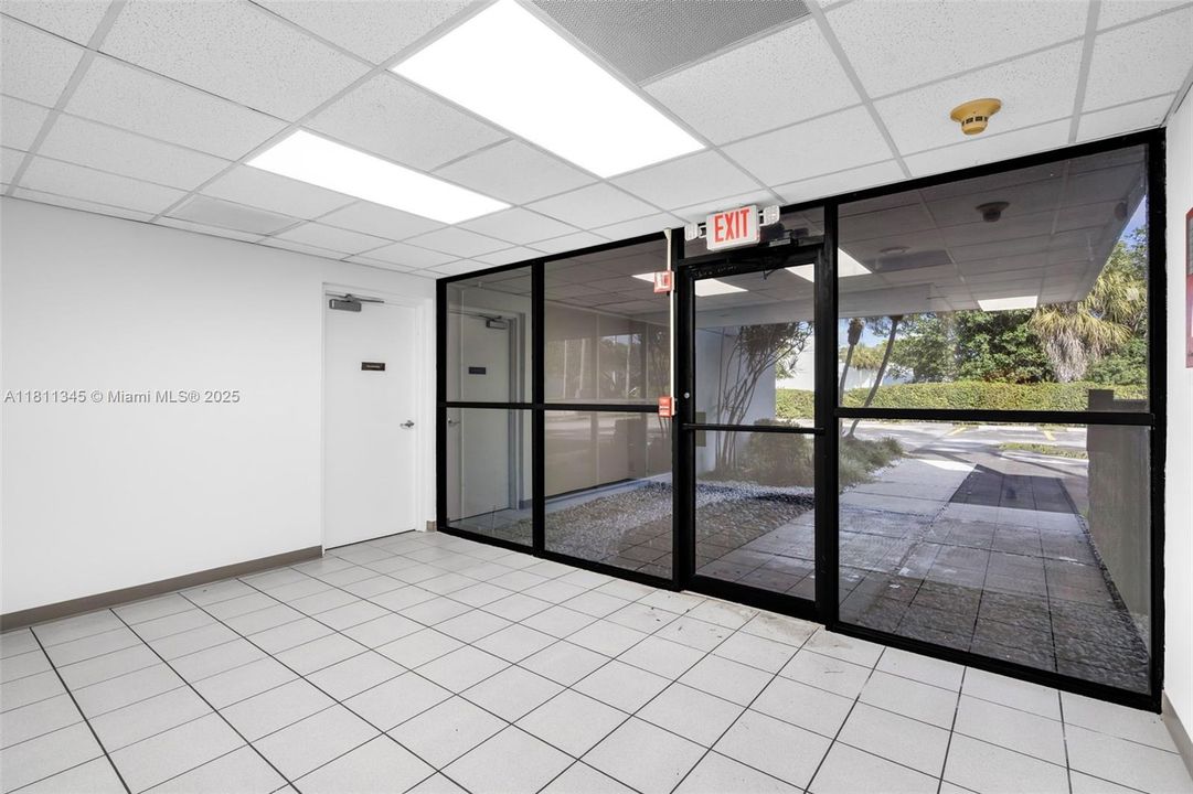 В аренду: $18 (0 спален, 0 ванн, 0 Квадратных фут)