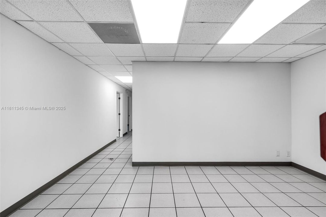 В аренду: $18 (0 спален, 0 ванн, 0 Квадратных фут)