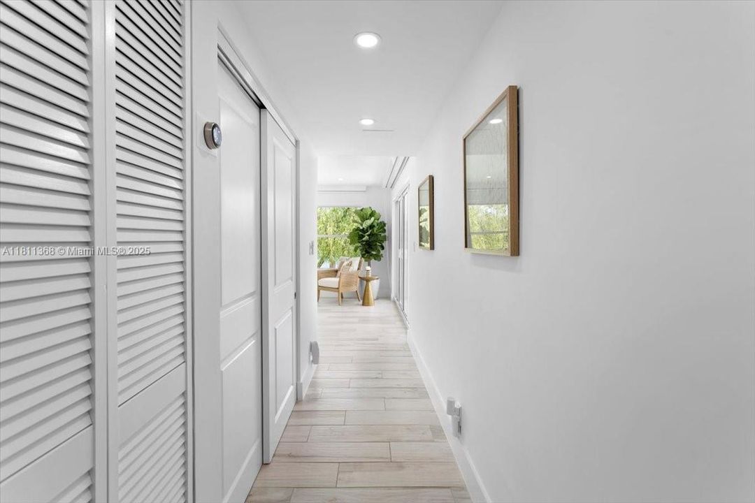 For Sale: $6,200,000 (3 beds, 2 baths, 3079 Square Feet)